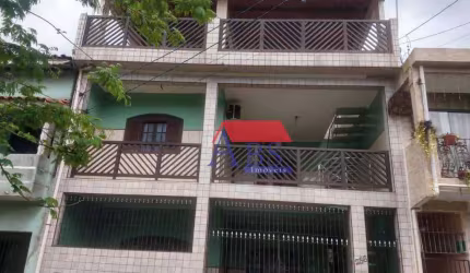 Triplex com 3 dormitórios, salão de festas à venda por R$ 350.000 - Vila São José - Cubatão/SP
