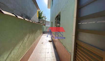 Casa bem localizada. Aceita FGTS e financiamento.