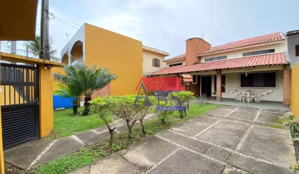 Casa à venda, 180 m² por R$ 630.000,00 - Mirim - Praia Grande/SP