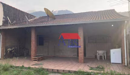 Edícula isolada com um quarto. Pagamento somente à vista.