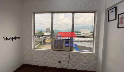 Linda sala, com divisórias e bem localizada. Aceita financiamento.