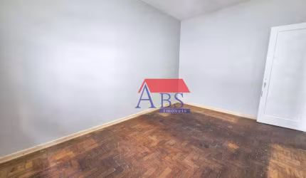 Apartamento com 2 dormitórios à venda, 65 m² por R$ 280.000,00 - Centro - São Vicente/SP