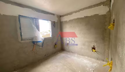 Apartamento com 2 dormitórios. Aceita FGTS e financiamento.