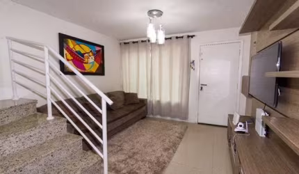 Casa em condomínio fechado com 3 quartos à venda na Rua Rolando Salin Zappa Mansur, Barreirinha, Curitiba, 79 m2 por R$ 419.000