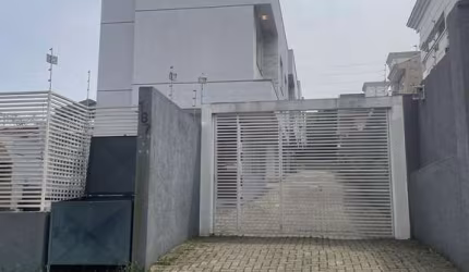 Casa em condomínio fechado com 2 quartos à venda na Rua Marco Polo, Bairro Alto, Curitiba, 100 m2 por R$ 480.000