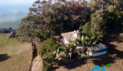 Casa para venda, 4 quartos, beira de Lagoa, Ibiraquera SC.