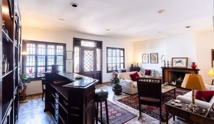 Casa tipo para venda com 3 quartos, sendo 1 suíte, 250m²