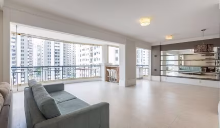 Apartamento tipo para venda com 3 quartos, sendo 3 suítes, 198m²