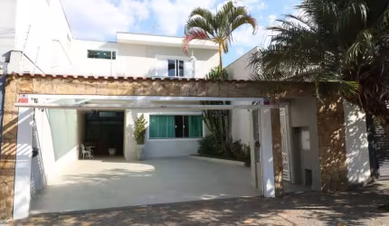 Sobrado para venda com 3 quartos, sendo 1 suíte, 190m²