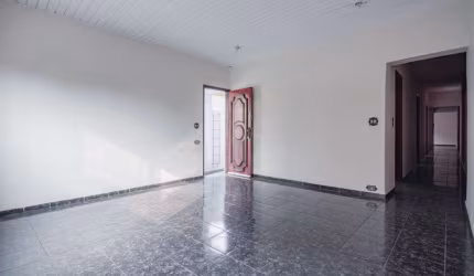 Casa tipo para venda com 4 quartos, sendo 1 suíte, 200m²
