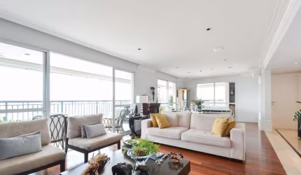Apartamento tipo para venda com 4 quartos, sendo 4 suítes, 245m²