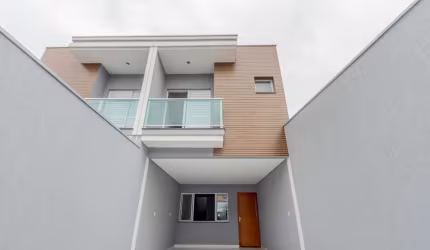 Sobrado para venda com 3 quartos, sendo 3 suítes, 139m²