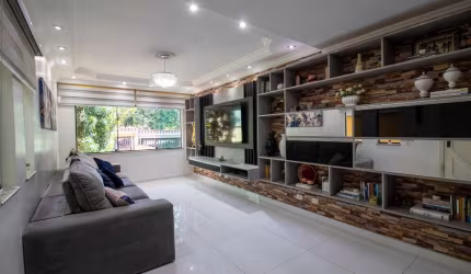 Casa tipo para venda com 3 quartos, sendo 2 suítes, 231m²