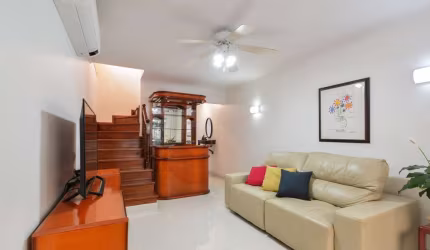 Sobrado para venda com 3 quartos, sendo 2 suítes, 158m²