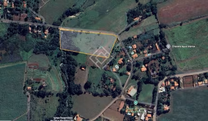 Lote com 20 mil metros no bairro Água Branca em Boituva - SP