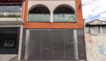 Sobrado para venda com 3 quartos, 169m²