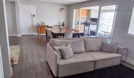 Apartamento tipo para venda com 3 quartos, sendo 3 suítes, 140m²