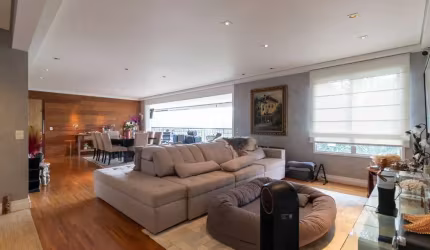 Apartamento tipo para venda com 5 quartos, sendo 4 suítes, 218m²