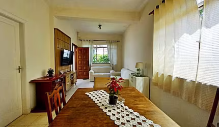Casa tipo para venda com 3 quartos, 120m²