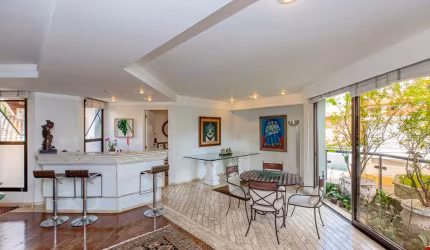 Duplex para venda com 2 quartos, sendo 2 suítes, 157m²