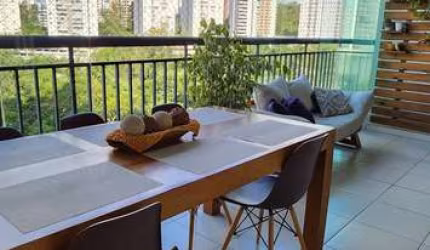 Apartamento tipo para venda com 4 quartos, sendo 2 suítes, 133m²
