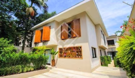 Sobrado à venda em São Paulo, Jardim Europa, com 3 quartos, 500m²