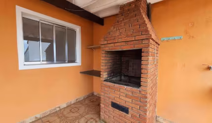 Casa de vila para venda com 4 quartos, sendo 1 suíte, 140m²