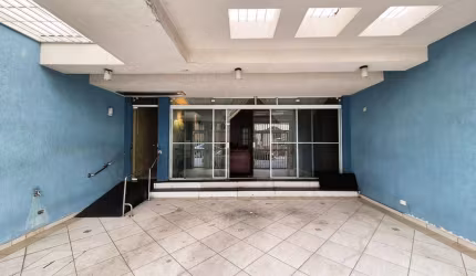 Sobrado para venda com 3 quartos, sendo 1 suíte, 250m²