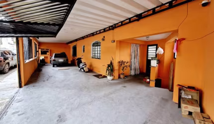 Sobrado para venda com 3 quartos, sendo 1 suíte, 226m²