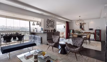 Apartamento tipo para venda com 3 quartos, sendo 3 suítes, 212m²