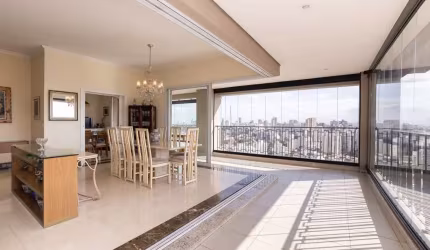 Apartamento tipo para venda com 4 quartos, sendo 4 suítes, 300m²