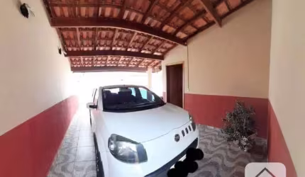 Casa com 3 dormitórios à venda, 115 m² por R$ 605.000,00 - Loteamento Vila Real - Itatiba/SP