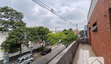 Casa com 6 dormitórios para alugar, 140 m² por R$ 3.947/mês - Cambuci - São Paulo/SP