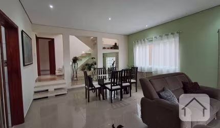 Sobrado à venda, 302 m² por R$ 650.000,00 - Loteamento Parque da Colina II - Itatiba/SP