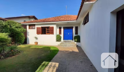 Bela casa à venda, com 3 quartos, 1 suíte, em 300 m², por R$ 1.790.000 no Condomínio Jardim Santa Rosa, na agradável cidade de Itatiba/SP.