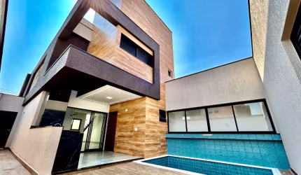 Linda Casa Nova de Condomínio em Sorocaba