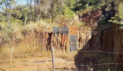 Lote plano próximo ao centro histórico de Sabará.