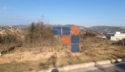 Terreno à venda por R$ 176.150 - Serranos - Sabará/MG
