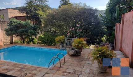 Casa com 4 dormitórios à venda, 190 m² por R$ 870.000,00 - Nações Unidas - Sabará/MG