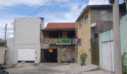 Casa com 3 dormitórios à venda, 180 m² por R$ 480.000 - Vila Bom Retiro - Sabará/MG