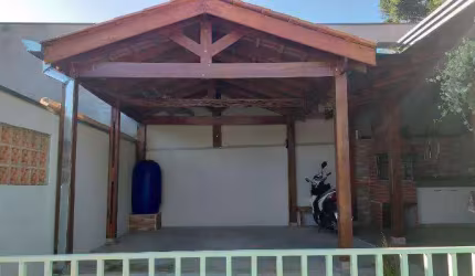 Casa para Venda em Piraquara, Vila Susi, 2 dormitórios, 1 suíte, 2 banheiros, 2 vagas