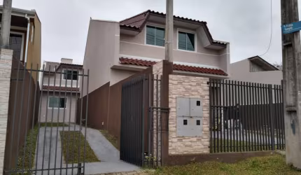Casa com 4 quartos à venda na Rua Profeta Ezequiel, 32, Umbará, Curitiba, 98 m2 por R$ 520.000