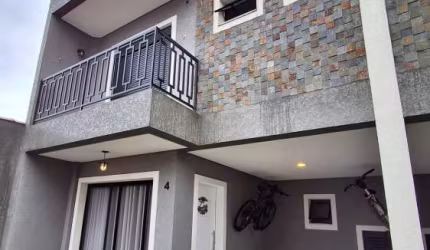 Casa com 4 quartos à venda na Rua Marechal Cardoso Júnior, 1114, Jardim das Américas, Curitiba, 121 m2 por R$ 995.000
