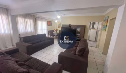 Apartamento de 3 dormitórios sendo 1 suíte , vista mar