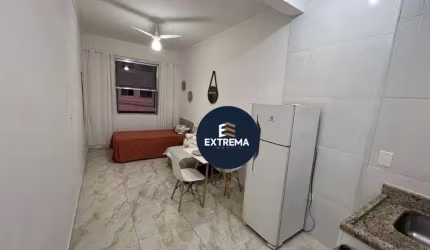 ??? Sua Kitnet na Praia! Mobiliada, Decorada e com Churrasqueira – Vista Mar!