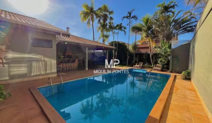 Casa à venda, 330 m² por R$ 900.000,00 - Nova Jaboticabal - Jaboticabal/SP