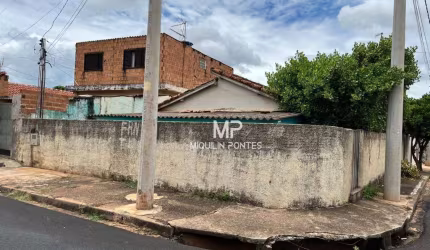 Casa à venda, 81 m² por R$ 125.000,00 - Barreiro - Jaboticabal/SP
