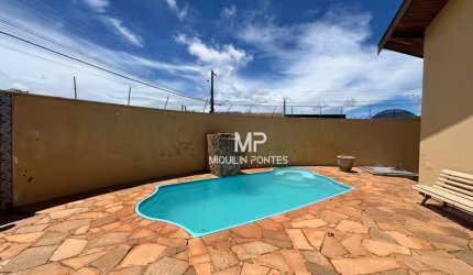 Casa à venda, 260 m² por R$ 500.000,00 - Jardim Nova Aparecida - Jaboticabal/SP