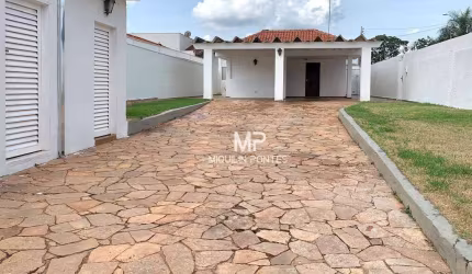 Casa com 2 dormitórios à venda, 133 m² por R$ 400.000,00 - Nova Jaboticabal - Jaboticabal/SP