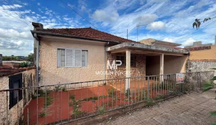Casa à venda, 170 m² por R$ 500.000 - Centro - Jaboticabal/SP